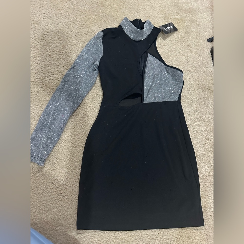 Size small